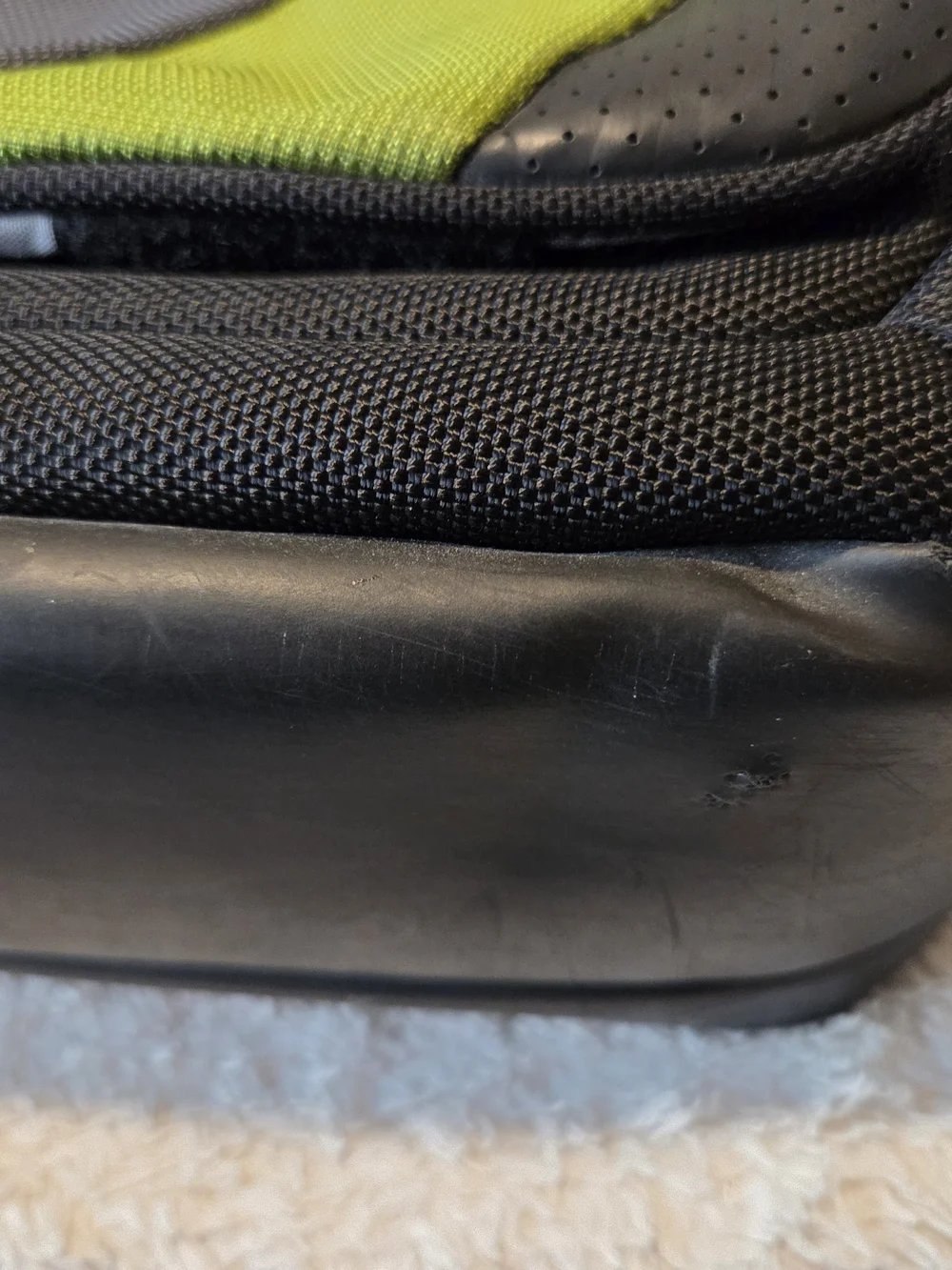 SwissGear Gray & Green Men’s Laptop Messenger Bag